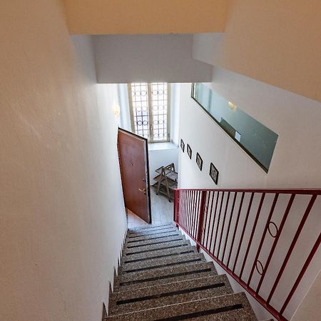 Exclusive Apartment Sansiro 5Minuti - Wifi Free Милано Екстериор снимка