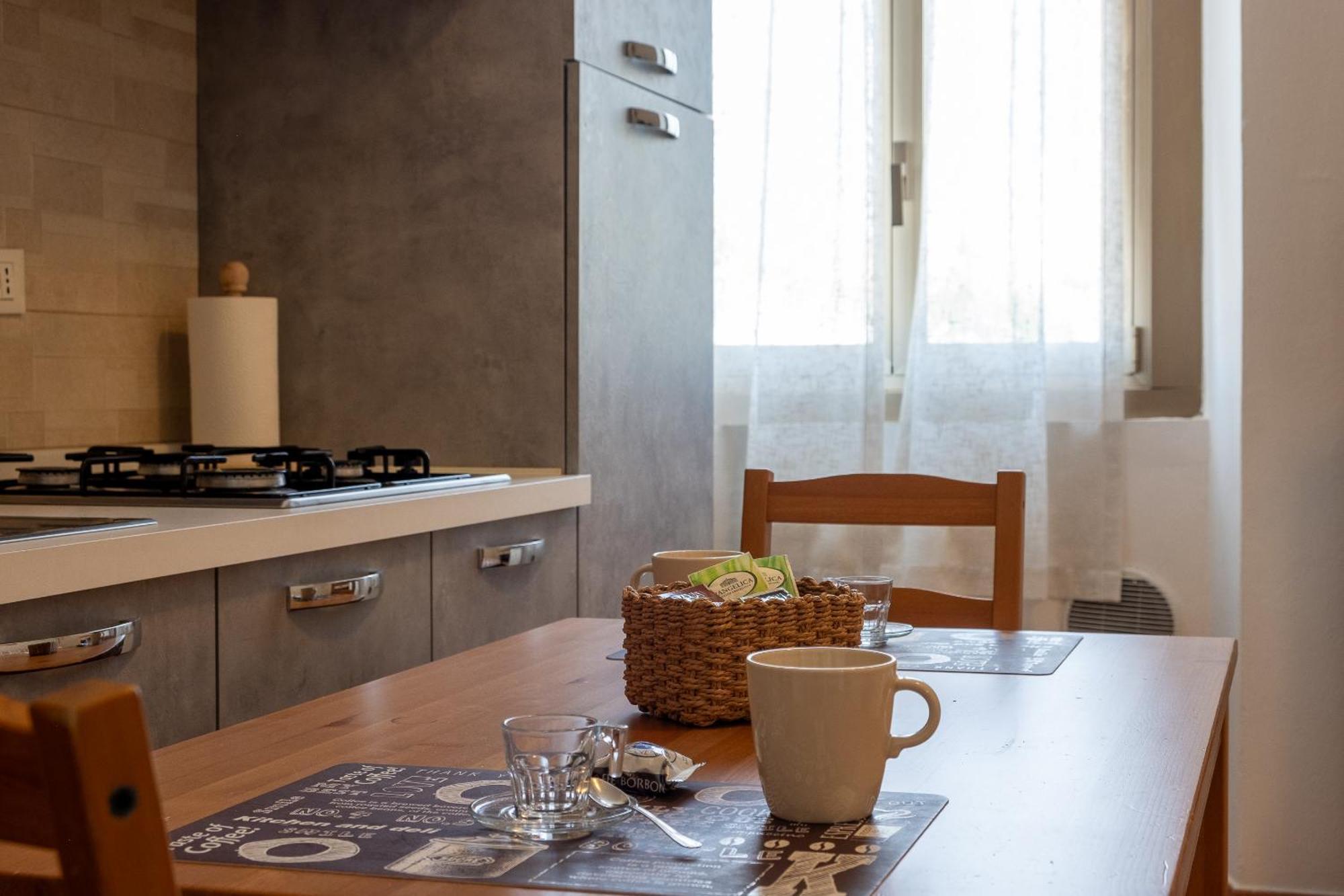Exclusive Apartment Sansiro 5Minuti - Wifi Free Милано Екстериор снимка